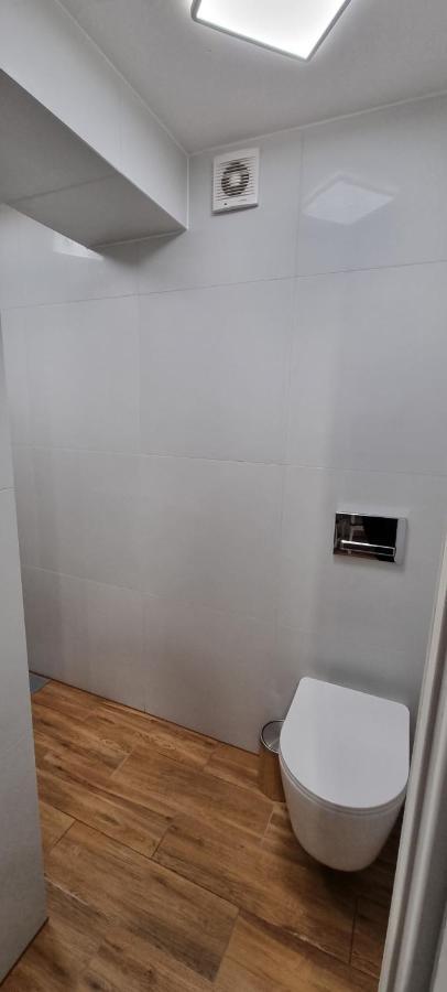 Tatarak Domki Na Mazurach - Apartament Z Duzym Tarasem Nad Jeziorem Walpusz Stare Kiejkuty Exteriér fotografie